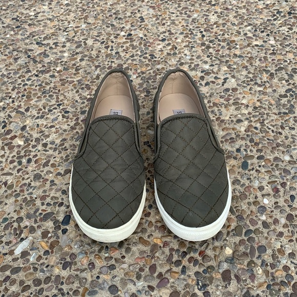 Steve Madden Olive Green Slip On Shoes 